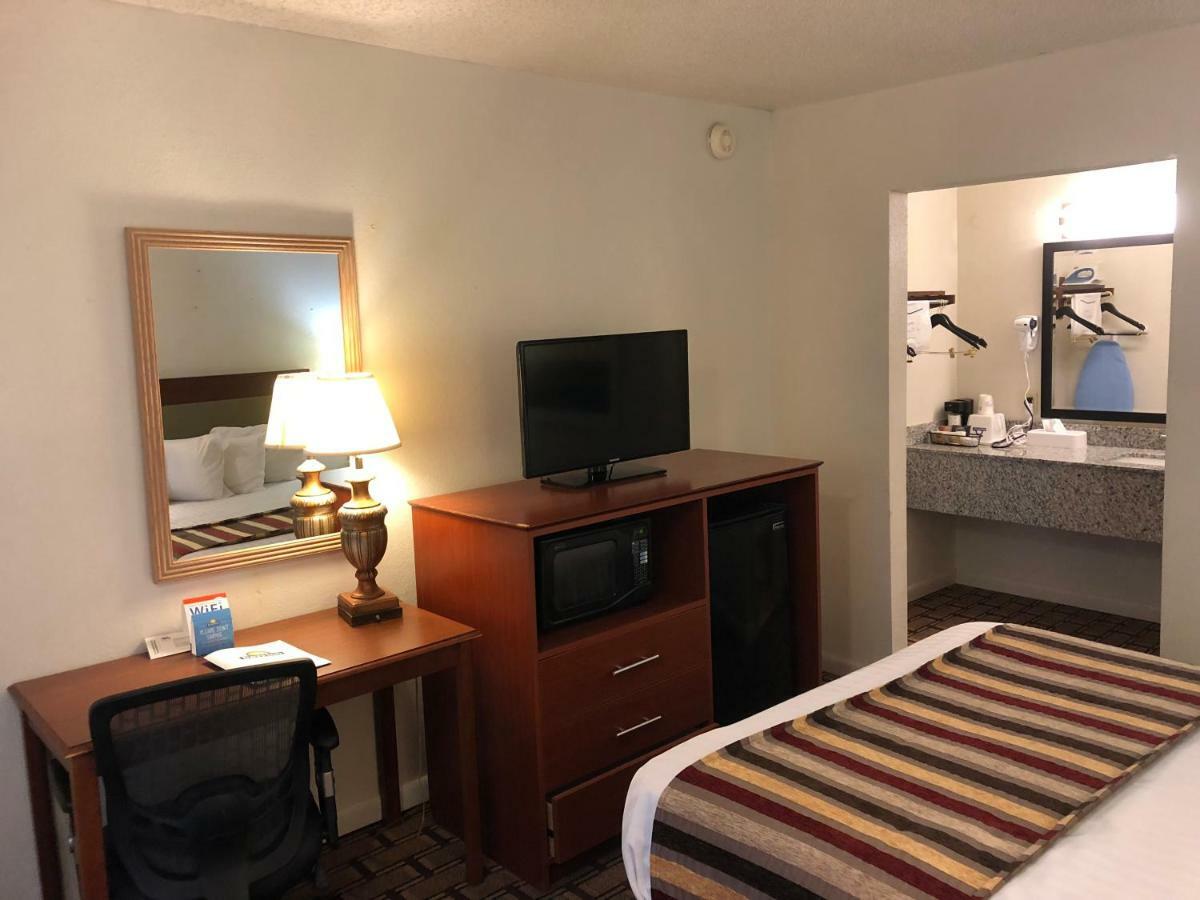 Days By Wyndham Natchez
